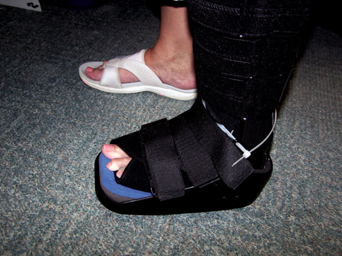 shoes to wear after toe surgery